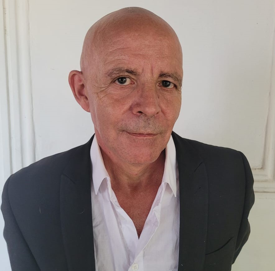 Simon Shelly